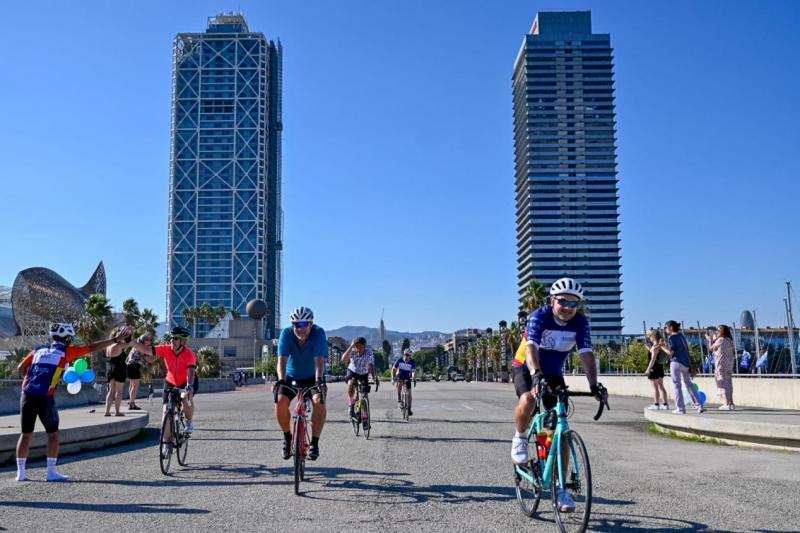 【XM Group】:XM“骑”迹横扫法西两国,跨国慈善直接封神!(图2) 【XM Group】:XM“骑”迹横扫法西两国,跨国慈善直接封神!(图2)